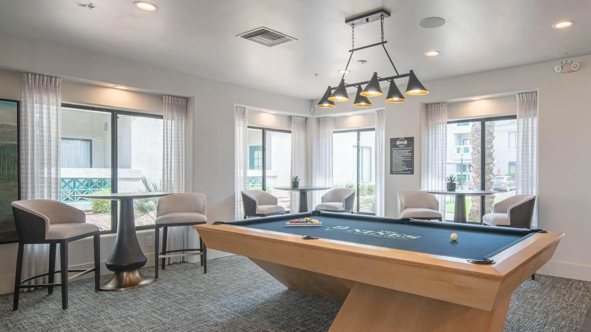 公寓 斯科茨Walkout Patio-Views -Walk To Upscale Shops &Dining - 170公寓