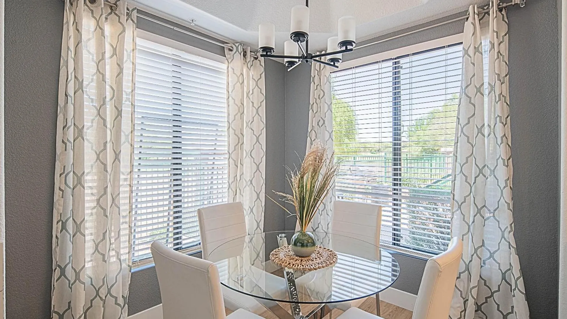 公寓 斯科茨Walkout Patio-Views -Walk To Upscale Shops &Dining - 170公寓